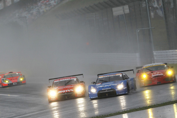 Nissan GT-R Race Scene Picture